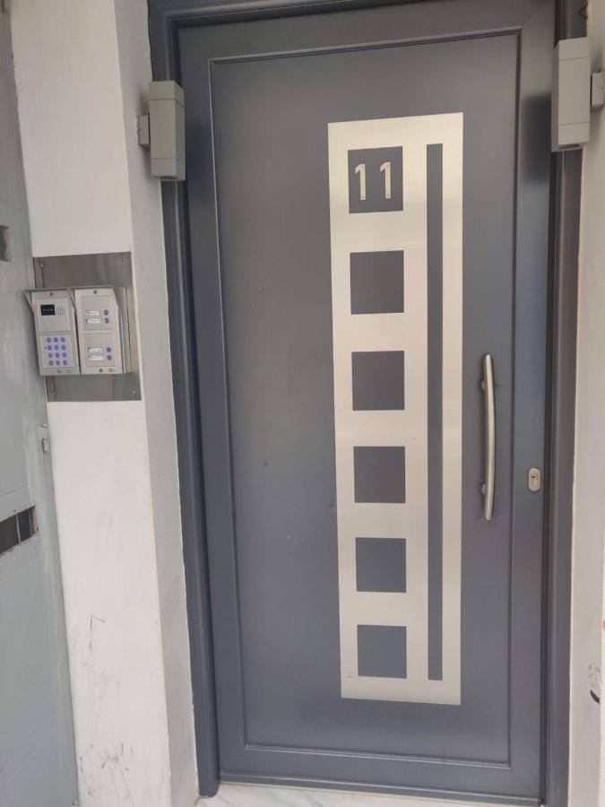 Sunny New Lovely Apartment 60 Meters From The Metro أثينا المظهر الخارجي الصورة